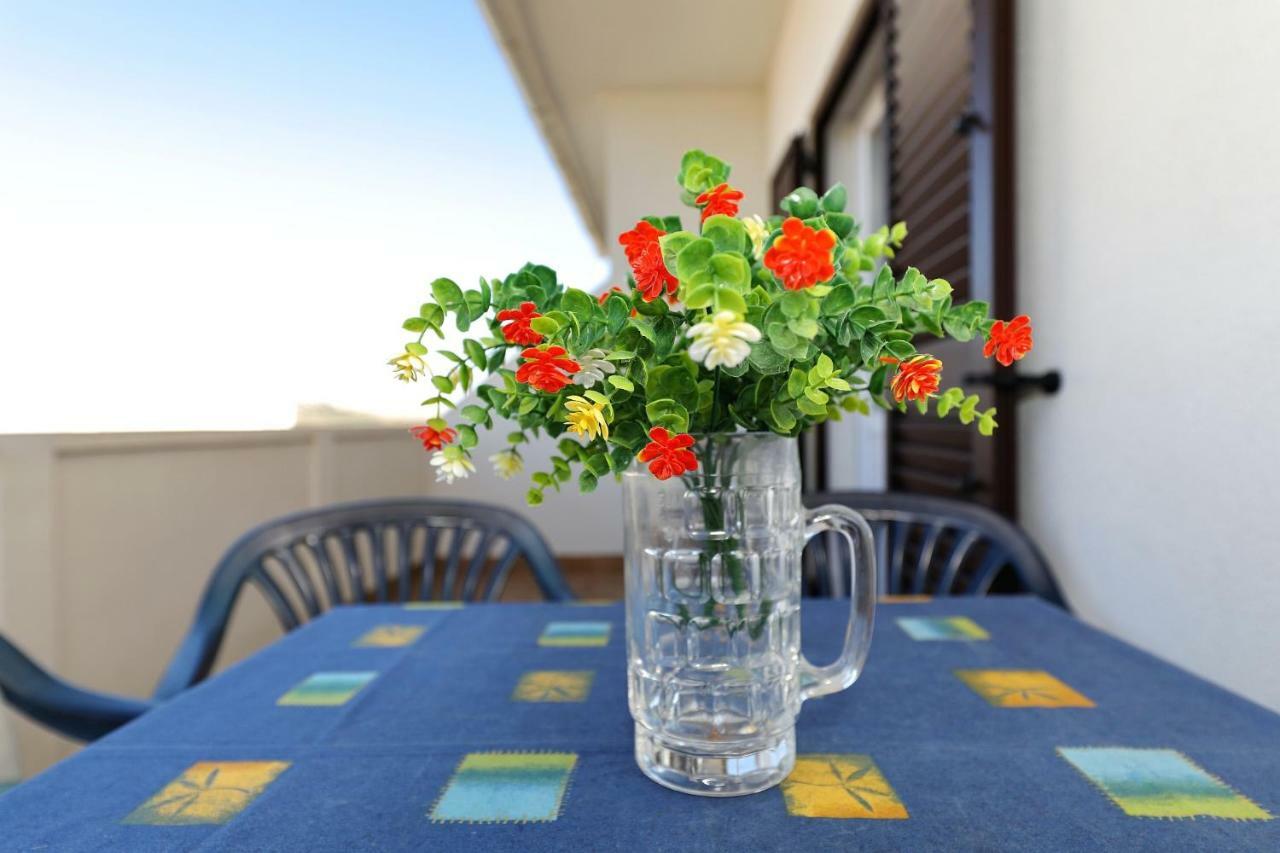 Apartmani Mila Đảo Pag Ngoại thất bức ảnh