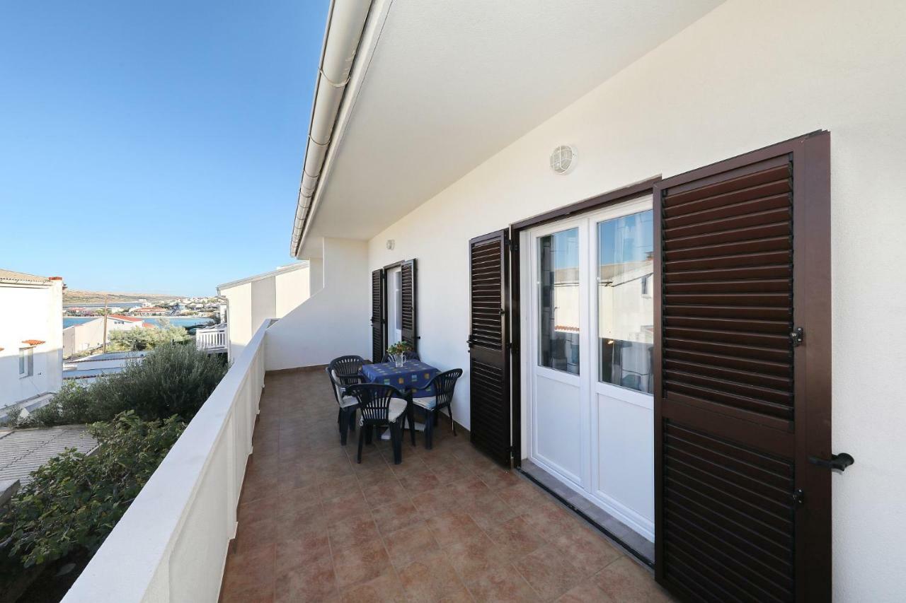 Apartmani Mila Đảo Pag Ngoại thất bức ảnh