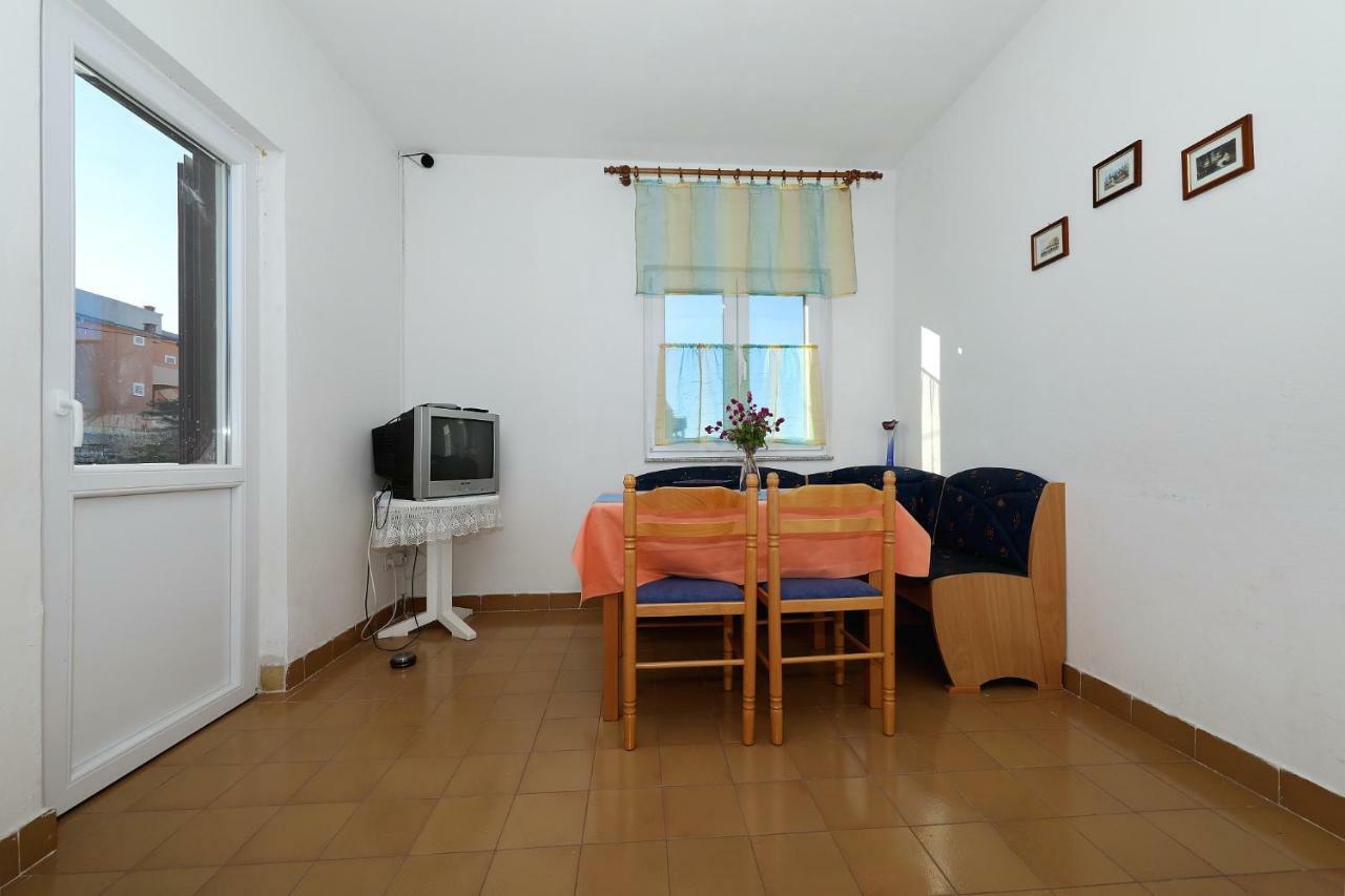 Apartmani Mila Đảo Pag Ngoại thất bức ảnh