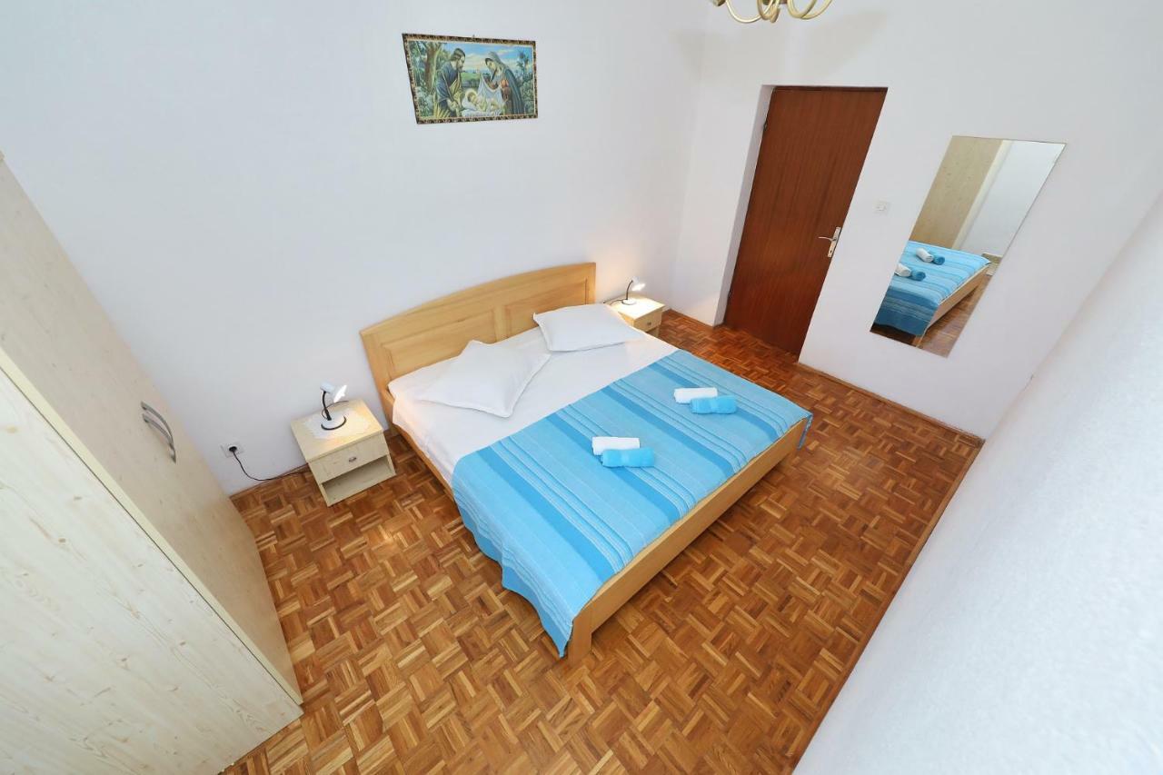 Apartmani Mila Đảo Pag Ngoại thất bức ảnh
