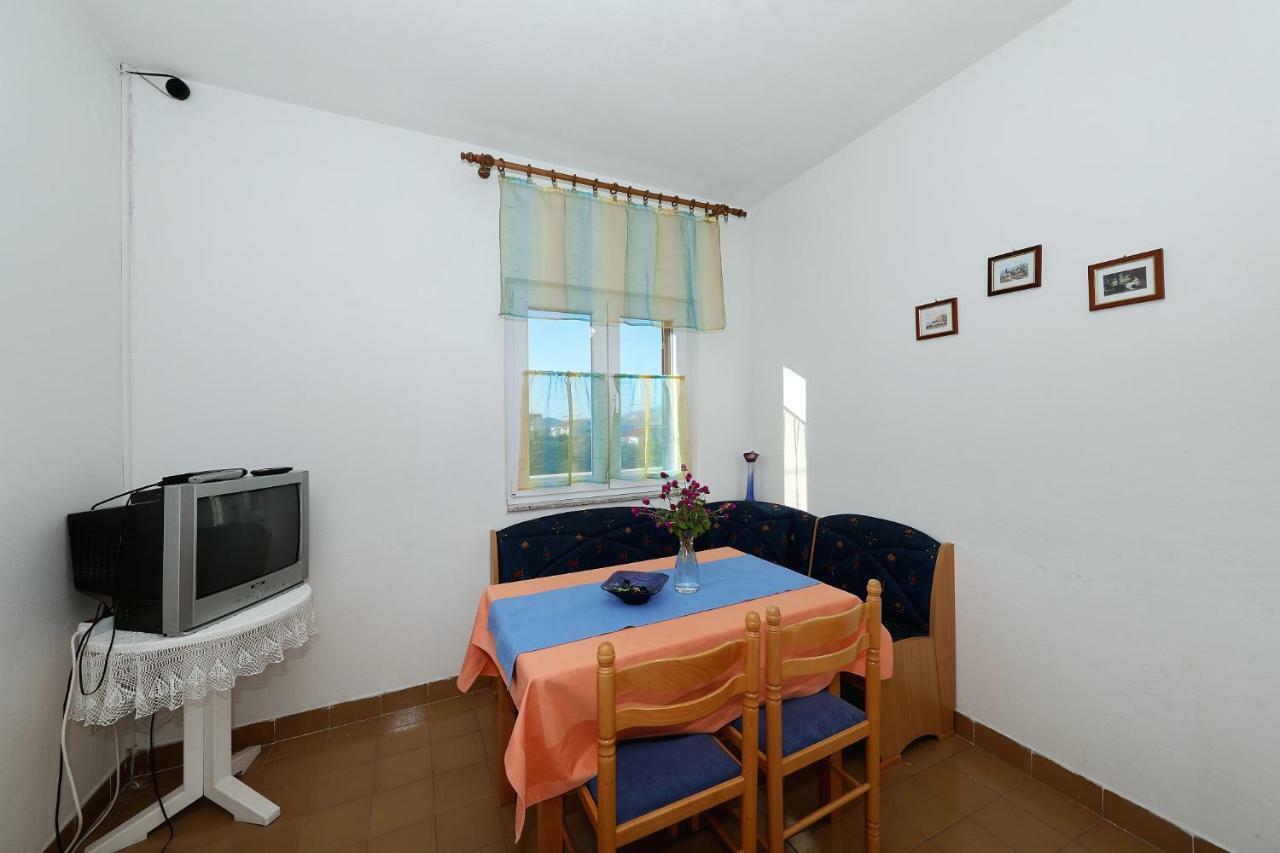 Apartmani Mila Đảo Pag Ngoại thất bức ảnh