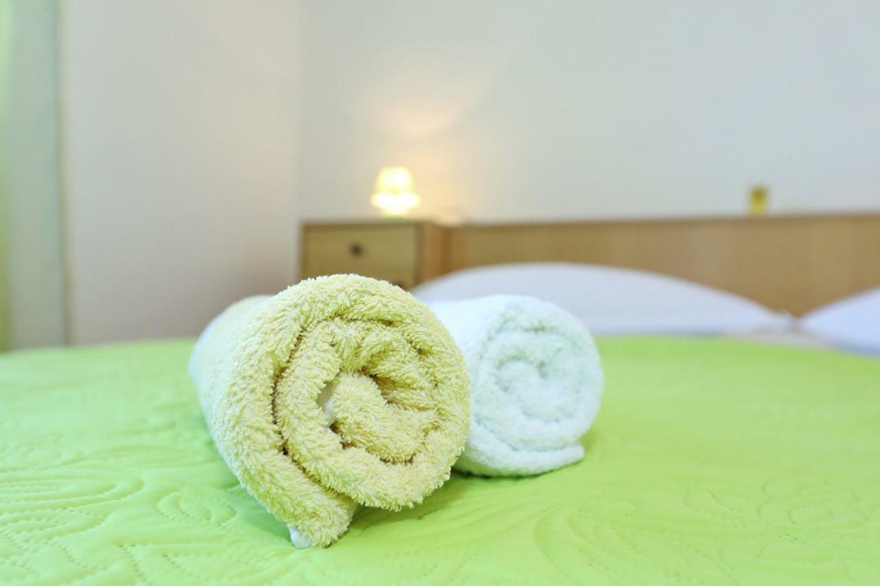 Apartmani Mila Đảo Pag Ngoại thất bức ảnh